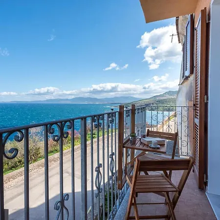 “Cielo E Mare”, Casetta Nel Cuore Del Borgo Antico / “Sky & Sea”, Charming In The Heart Of Old Village Castelsardo Exterior foto