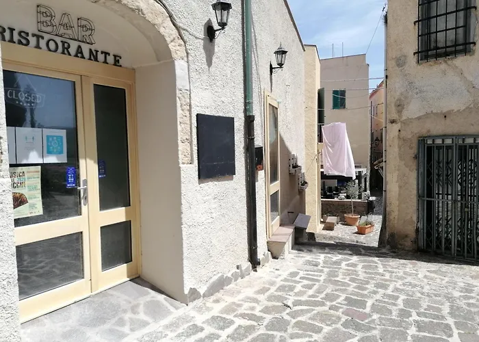 “Cielo E Mare”, Casetta Nel Cuore Del Borgo Antico / “Sky & Sea”, Charming In The Heart Of Old Village