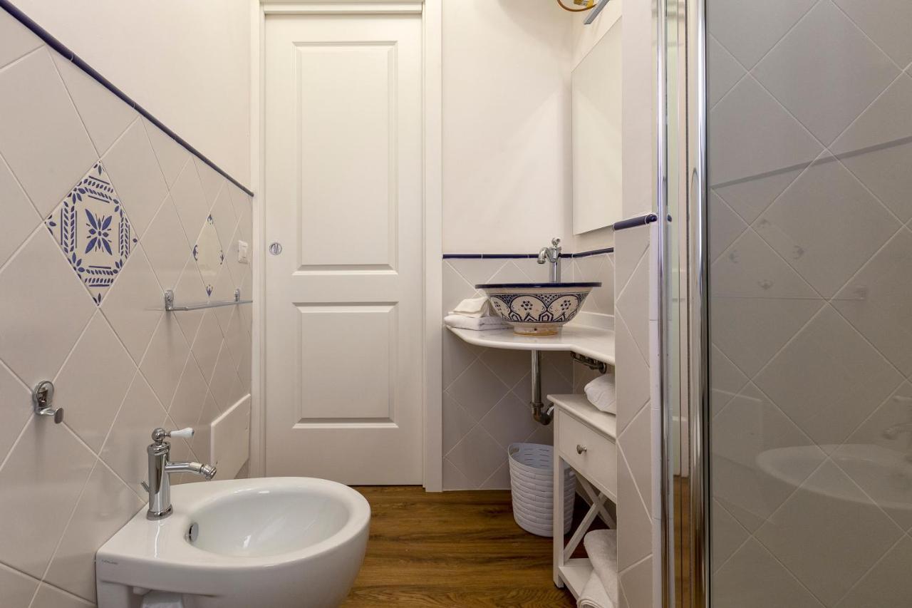 “cielo E Mare”, Casetta Nel Cuore Del Borgo Antico / “sky & Sea”, Charming In The Heart Of Old Village *