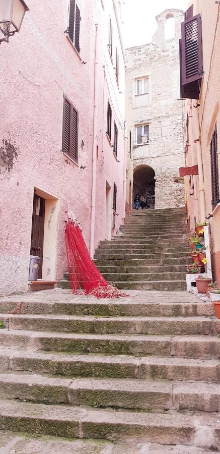 “cielo E Mare”, Casetta Nel Cuore Del Borgo Antico / “sky & Sea”, Charming In The Heart Of Old Village Apartment Castelsardo
